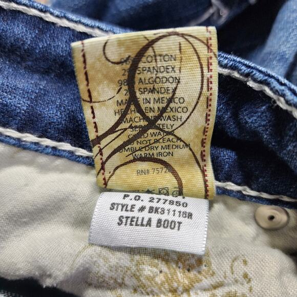 BKE Stella Boot Jeans 26x31.5 Medium Wash Distressed Stretch Embroidered Pockets - Picture 4 of 8